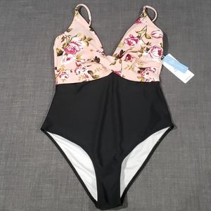 *SOLD* NWT Cupshe One Piece Swimsuit